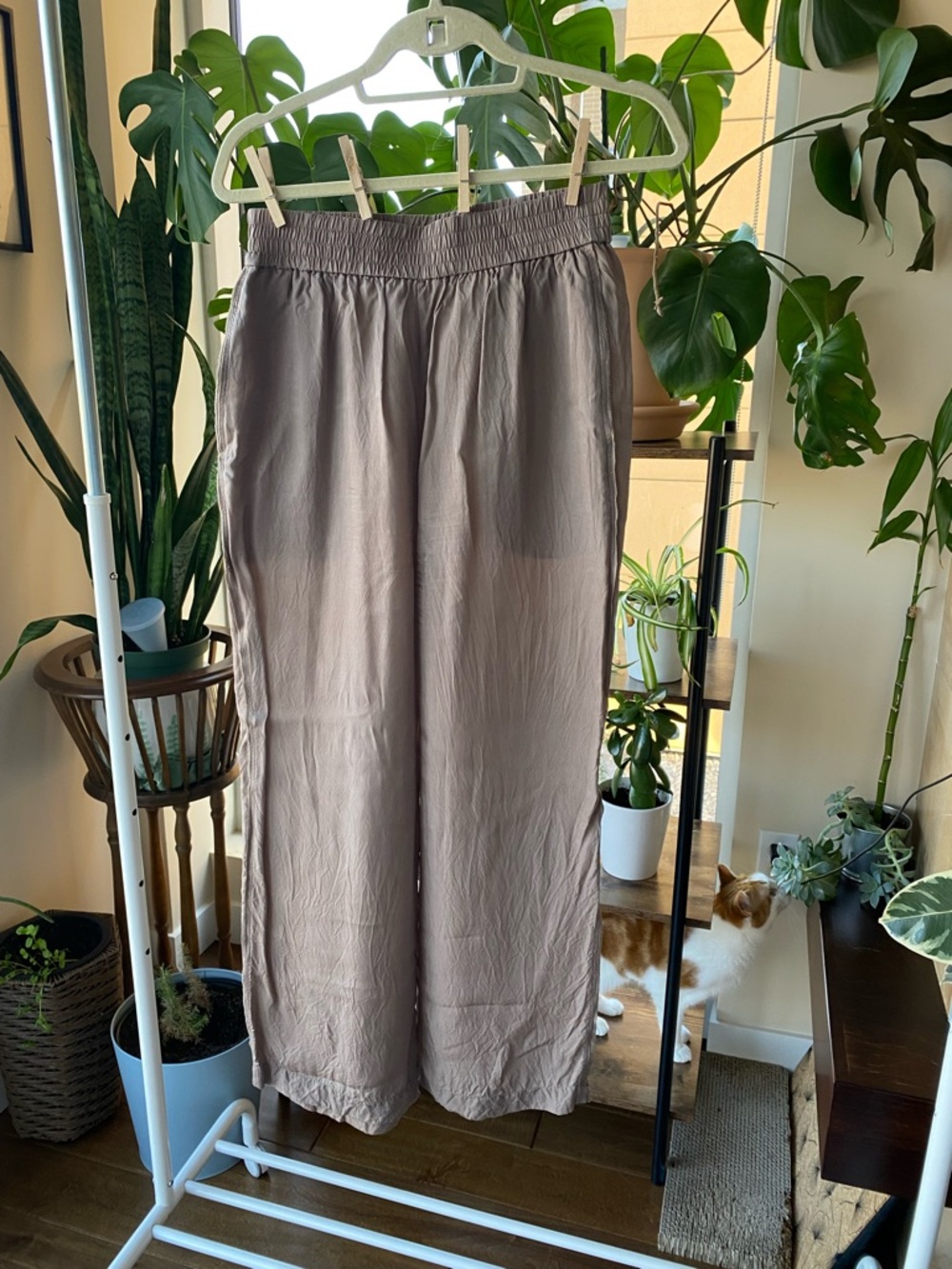 Wilfred Aritzia Satin High-Waisted Pants